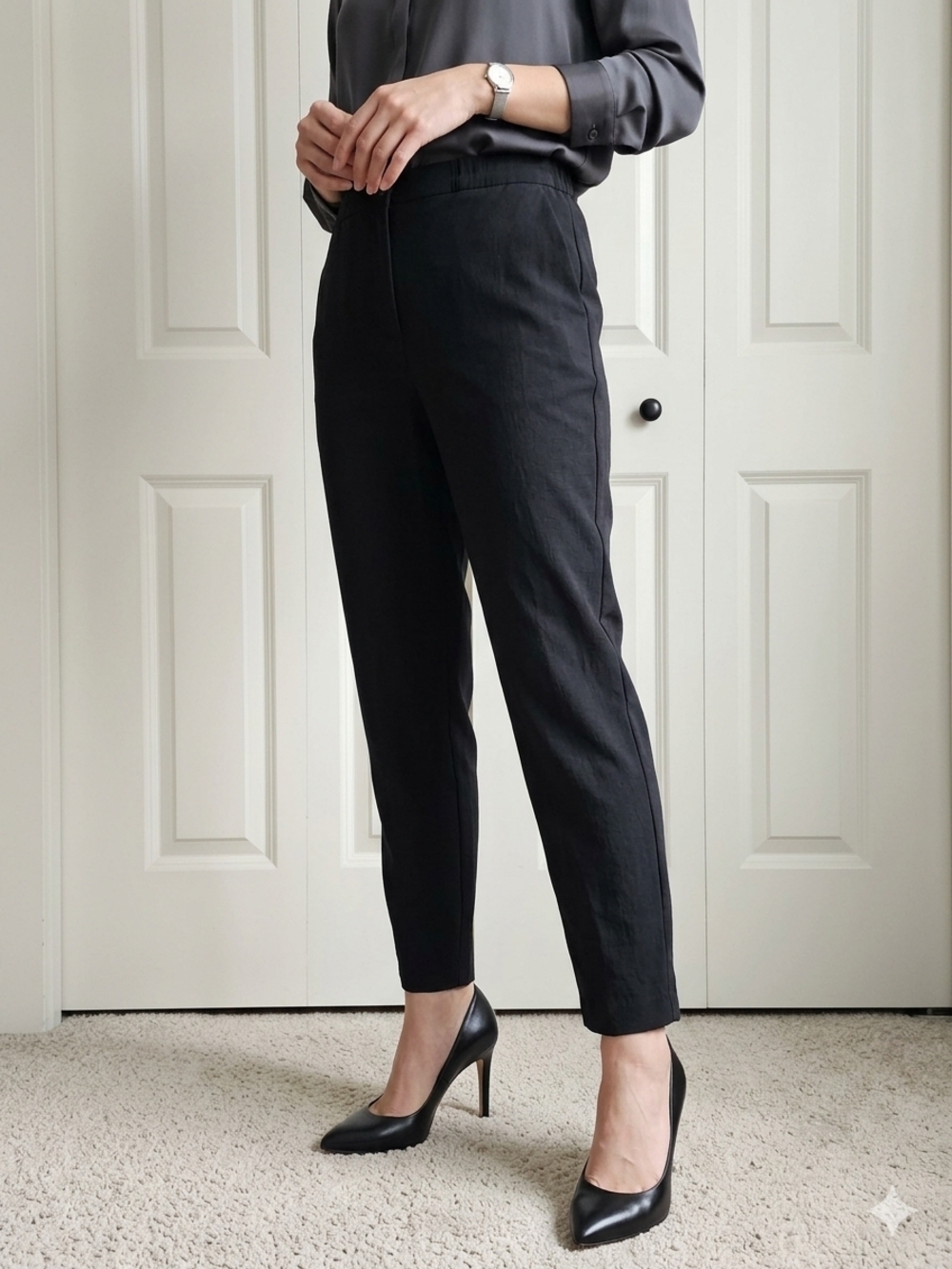 Banana Republic Airstretch  Black Cropped Ankle Pants Lightweight Golf SZ L